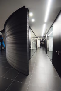 partition-wall-glass-office-partitions-sliding-doors-aluminium-interior-demountable-wooden-walls-internal-glazed-for-designer-UFFICI-DI-BERGAMO_5
